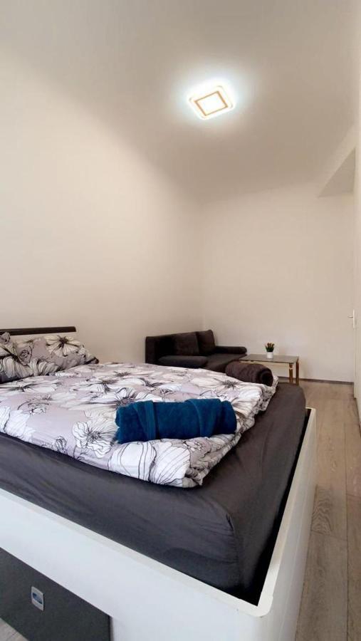 Private Room In Shared Apartment Pr4-9 Vienna Exterior photo